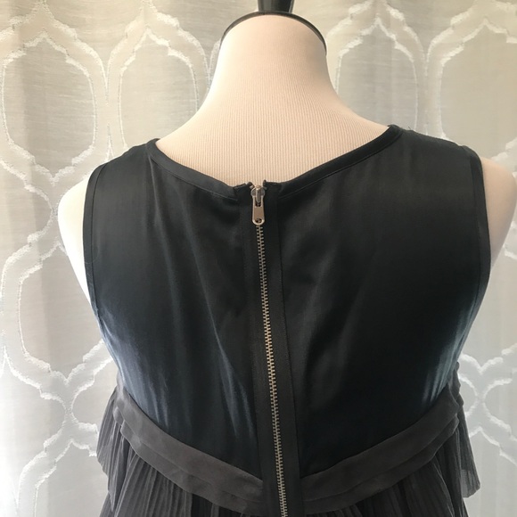 Marc by Marc Jacobs Retro Ruffle Grey Party Dress - Picture 4 of 6